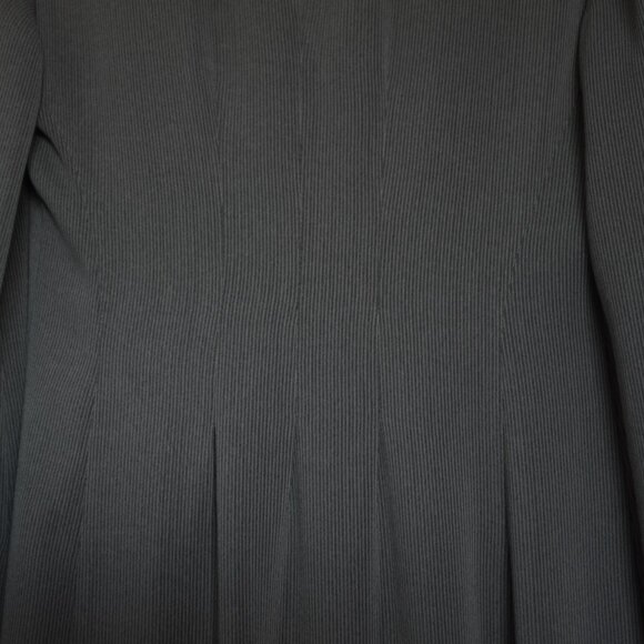 COPY - COPY - Tristan & Iseut Duster matching set Grey Pinstripe stringy selved… - Picture 4 of 16